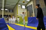 2011 - Compétition enfants à Mauguio en mars - coup de pied en hauteur n22