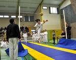 2011 - Compétition enfants à Mauguio en mars - coup de pied en hauteur n59
